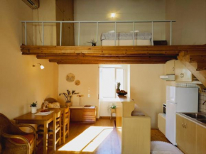 Mary's Bright Apartment · Corfu Old Town
